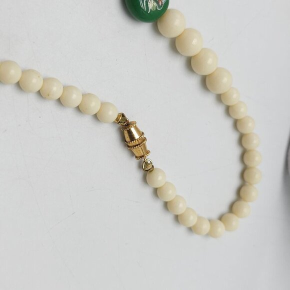 Vintage Handcrafted Beaded Necklace With Green Floral Accents Cream Beads - Picture 5 of 6